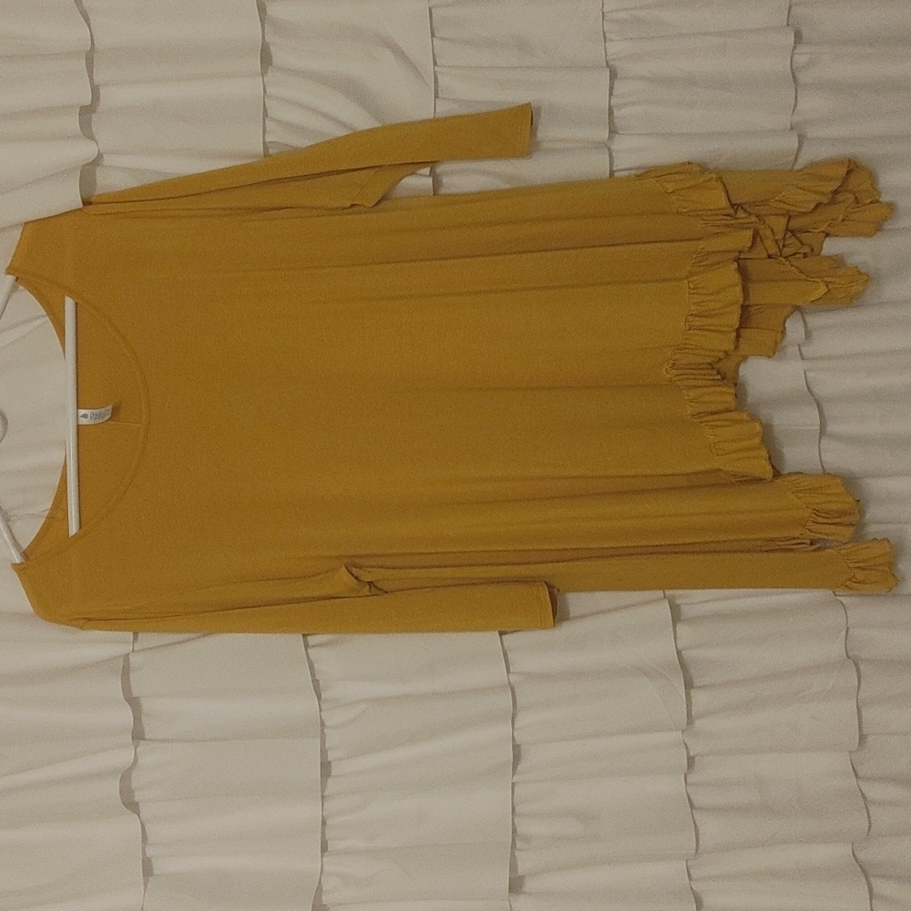Yellow tunic